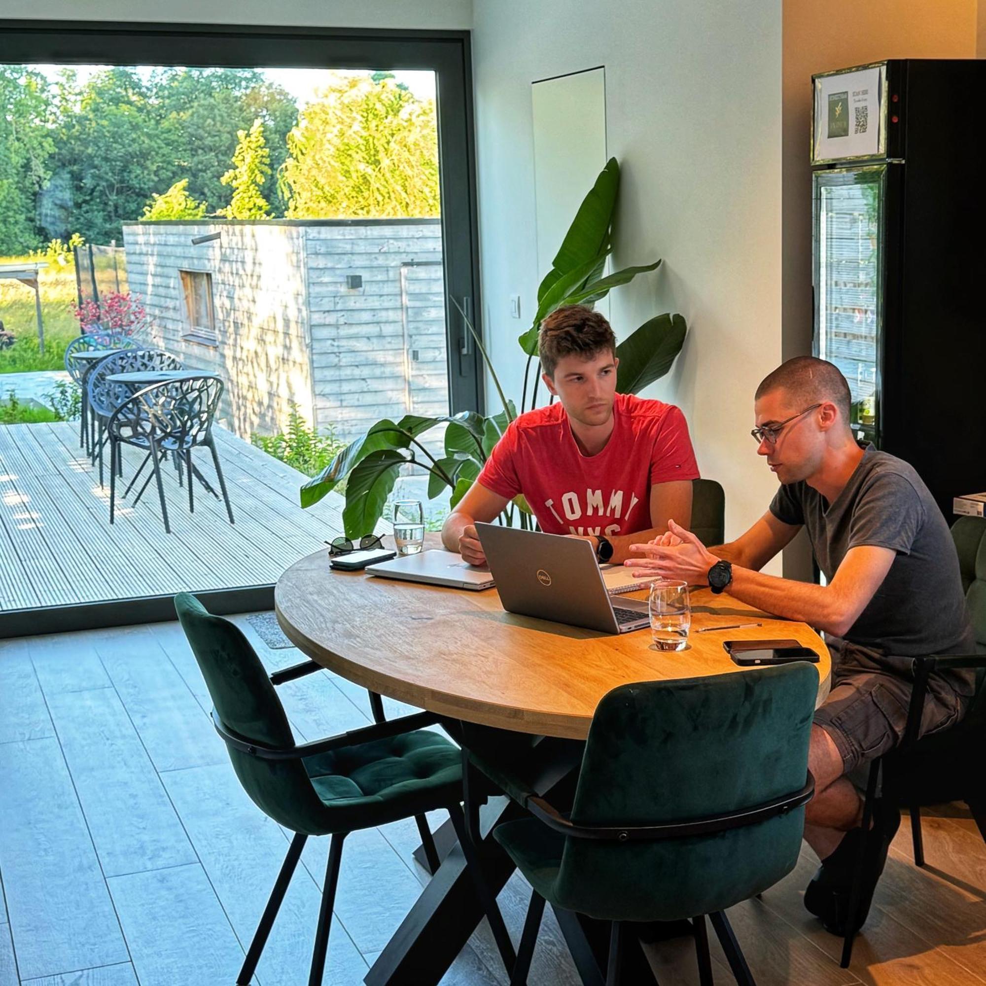 Inova Guesthouse Hasselt Exterior foto