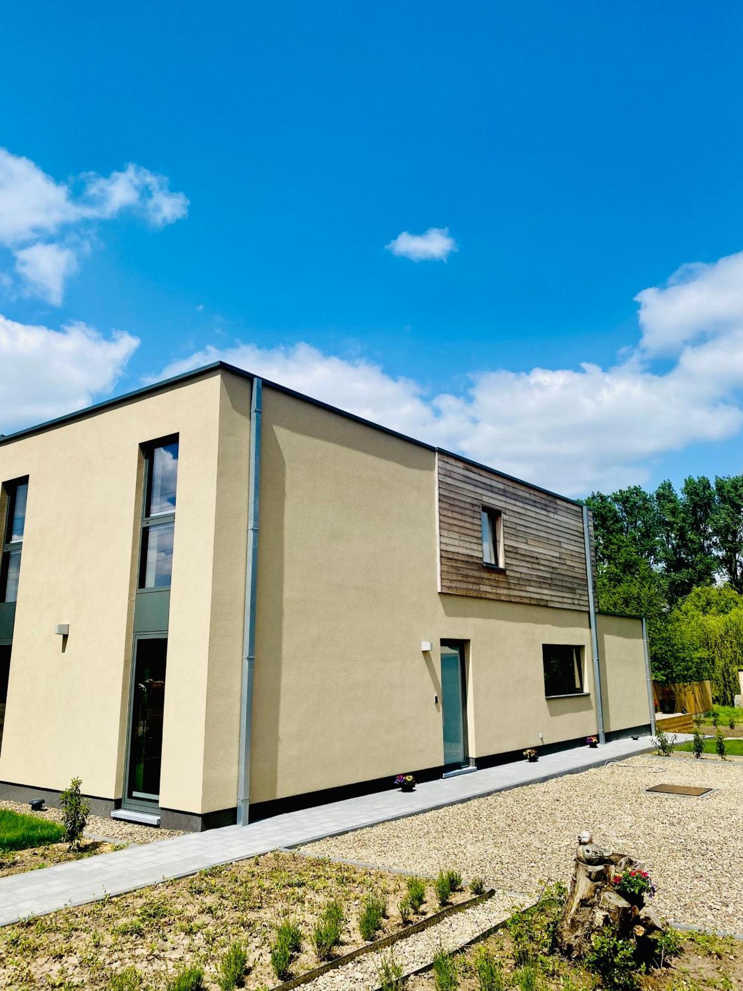 Inova Guesthouse Hasselt Exterior foto